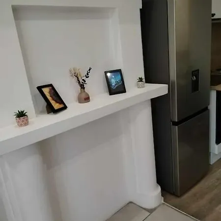 Large 40m2 Prox Lille-métro-tram Apartamento *